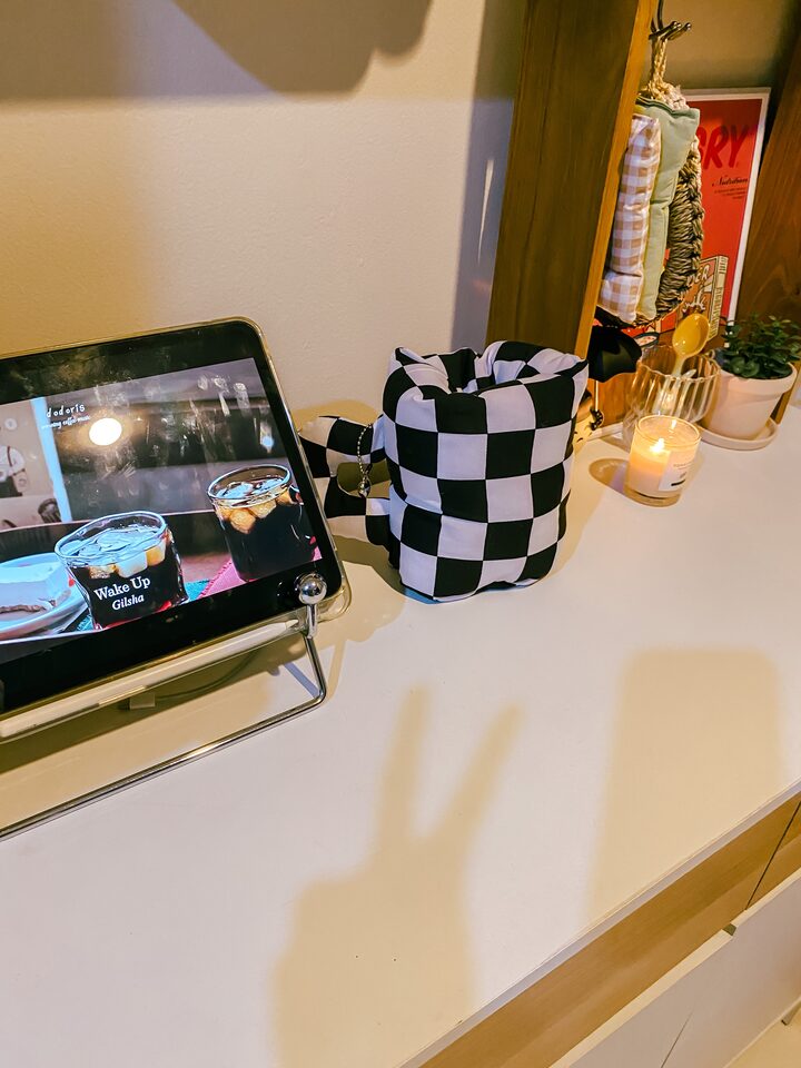 short form carousel card thumbnail