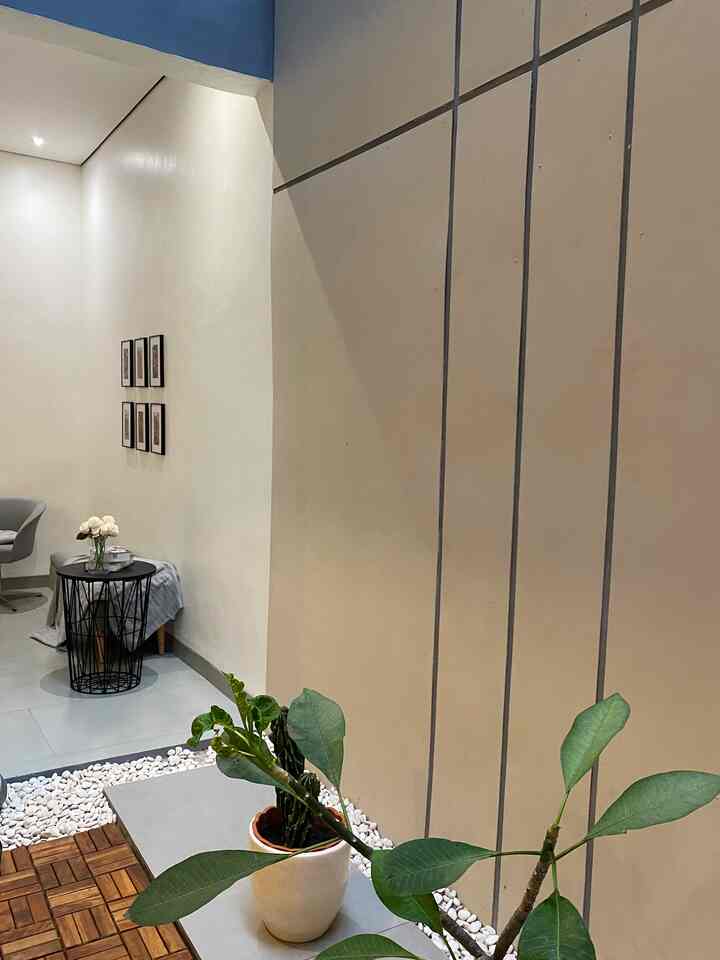 Void area, sumber cahaya dalam rumah, ukuran 5x1.5 m2 #void #rumahminimalist #casadekath #rumahcantik #desainrumah