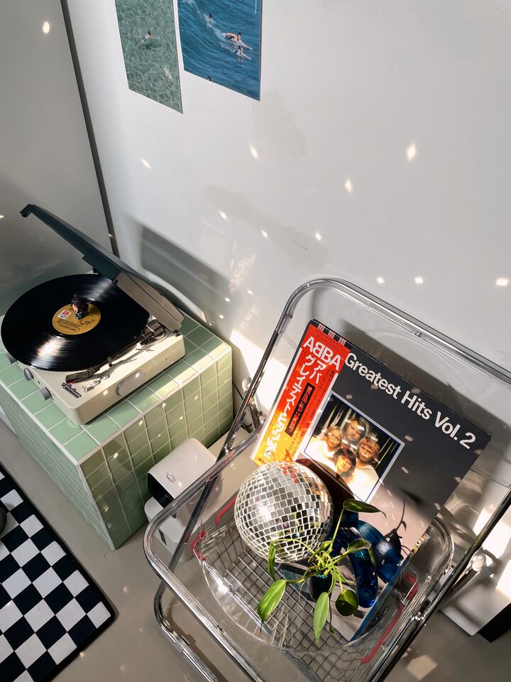 short form carousel card thumbnail