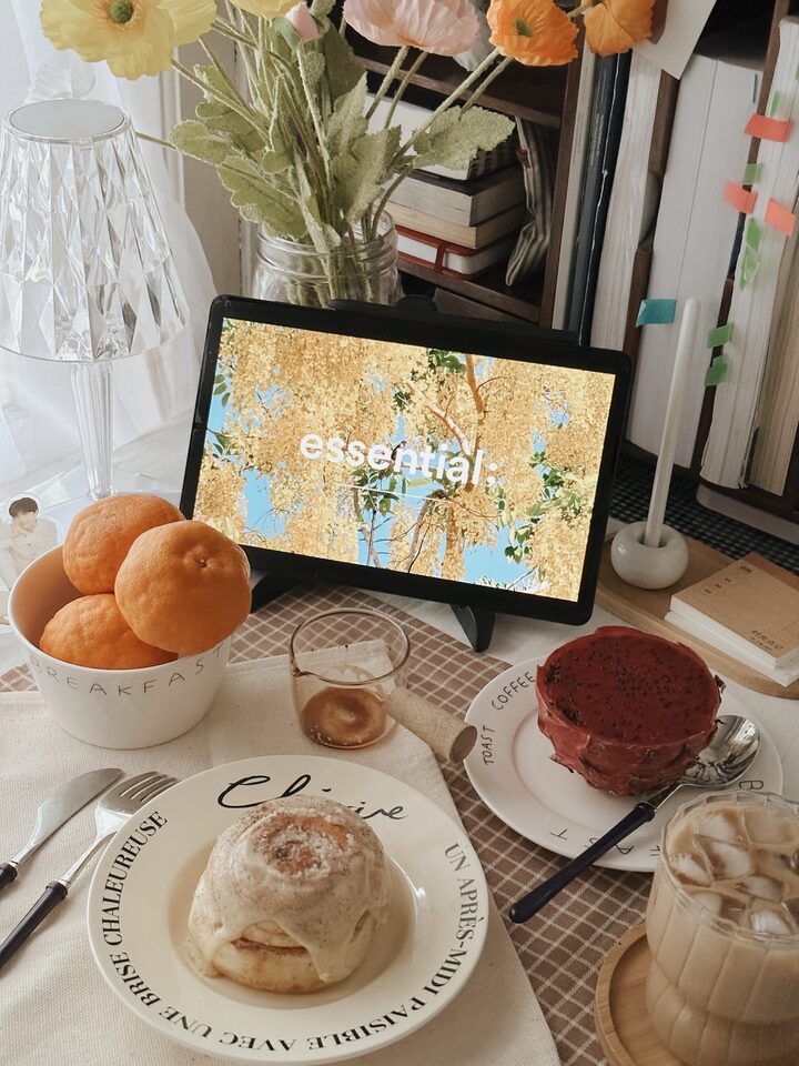 short form carousel card thumbnail