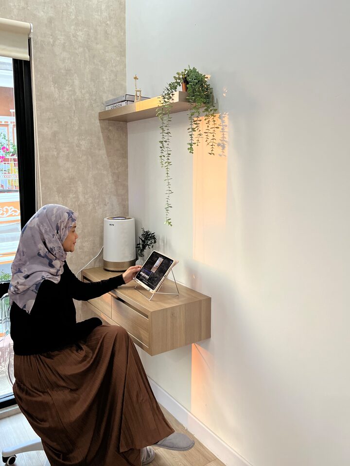 short form carousel card thumbnail