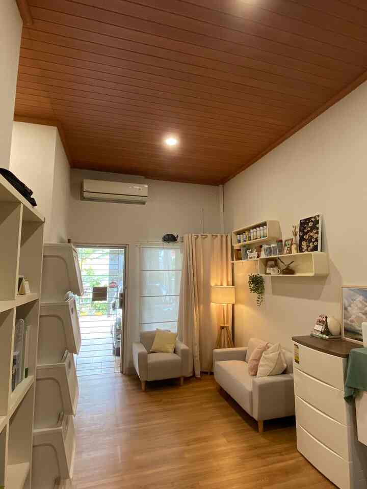 Tema utama #kylehome sebenernya korean home tapi kadang masuk ke #japandi juga. Dominan warna coklat muda untuk lantai dan plafon.

#japandi #homedecorinspo #roomdecorinspo #aesthetichomedecor #koreanhome

