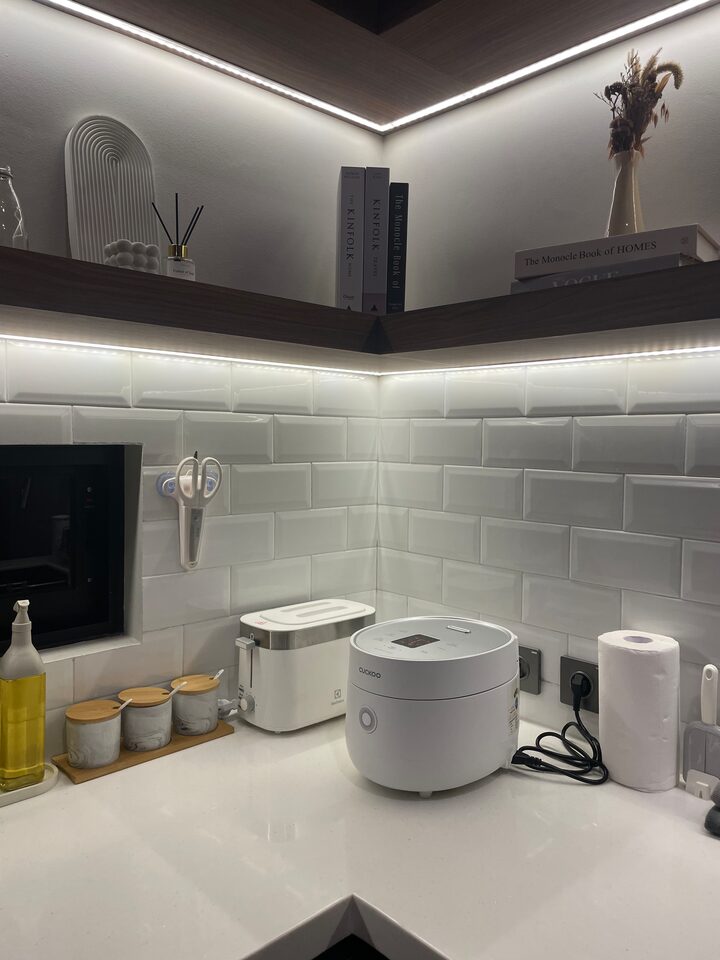 short form carousel card thumbnail