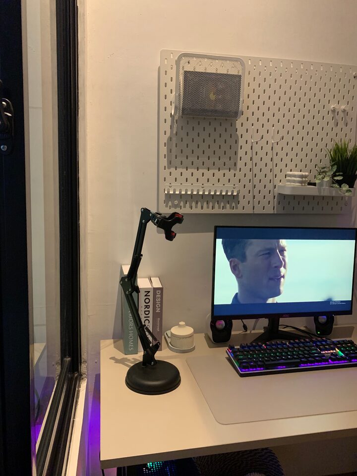 short form carousel card thumbnail