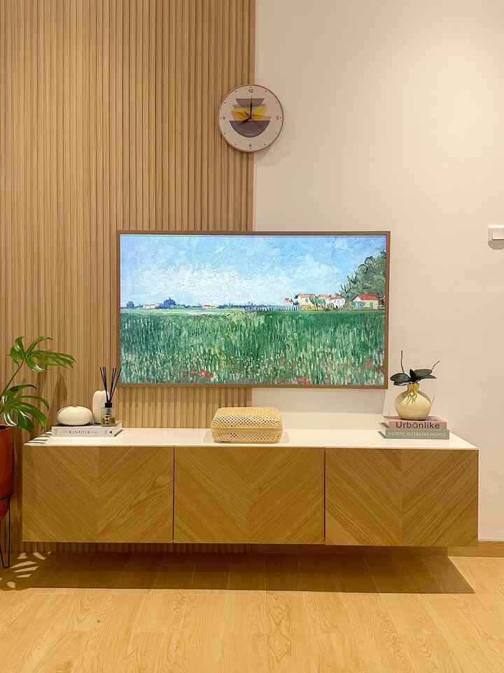 Our warm tv room 💖💖💖

#samsung
#ikea
#samsungtheframe
#floatingcabinet
#arieskamarina
#homestylingbyrina
#homedecorbyrina
