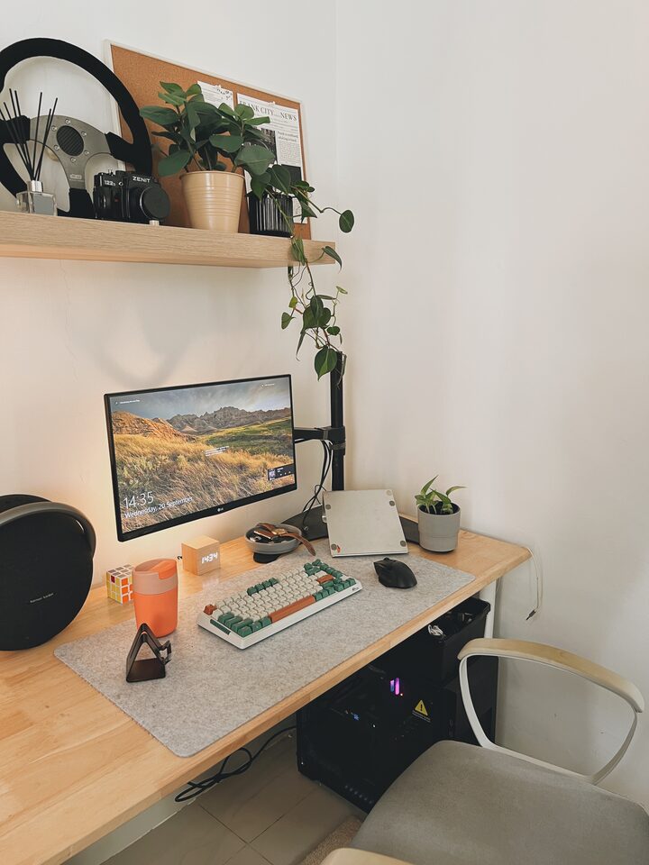 short form carousel card thumbnail