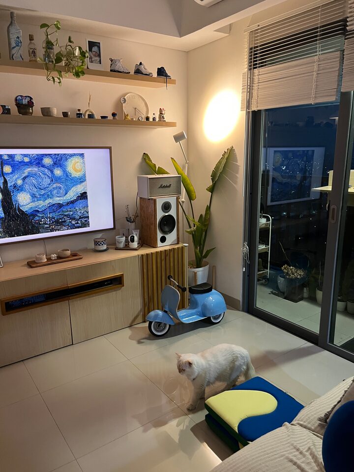 short form carousel card thumbnail