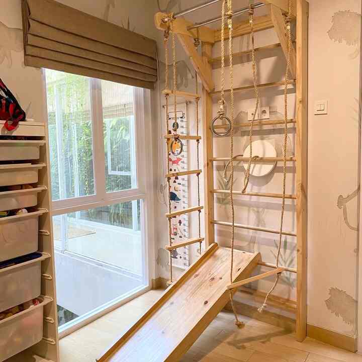 Playroom ini berguna untuk menjadi ruang bermain anak dan belajar. yang sengaja kita buat agar anak-anak memiliki space khusus untuk berkreasi, furniture dan brakiasi diruangan anak ini semua kita custome mengikuti besar ruangan.. #playroom #kidscorner #kidsfavoriteplace #brakiasi
#playandlearn #ruangbermainanak