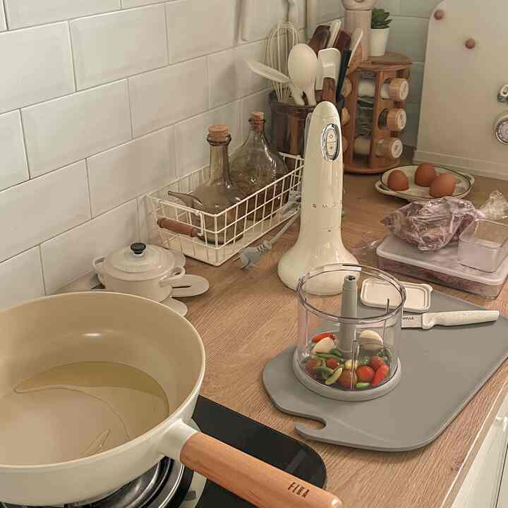 Postingan gimbalmewek