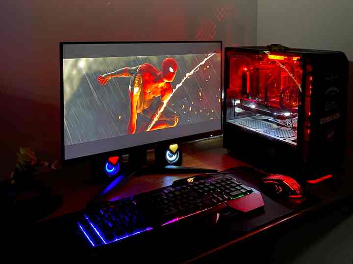 Stasiun pertempuran kami 🖥️

#PC #battlestation #monitor #desksetup #aoc #tilahamo #games #gamingdesk #monitor

