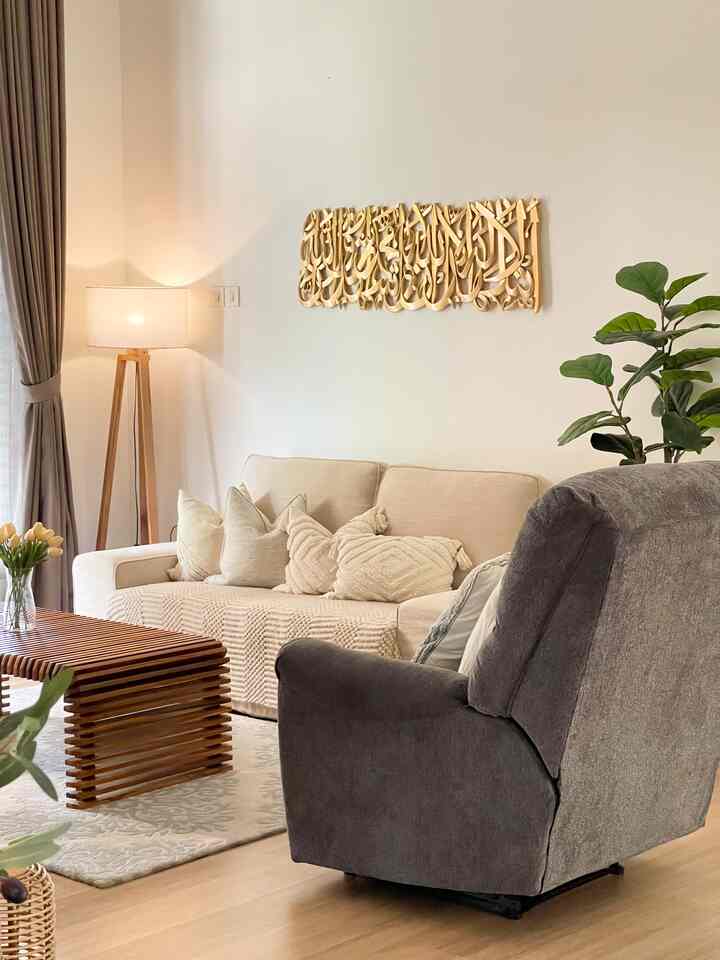 Ukuran ruang tamu sekaligus ruang untuk menonton TV berukuran 2,5 x 3 meter

#ruangtamu #inspirasiruangtamu #ruangtamunyaman #ruangtv #ruangtamumungil #designruangtamu #ideruangtamu