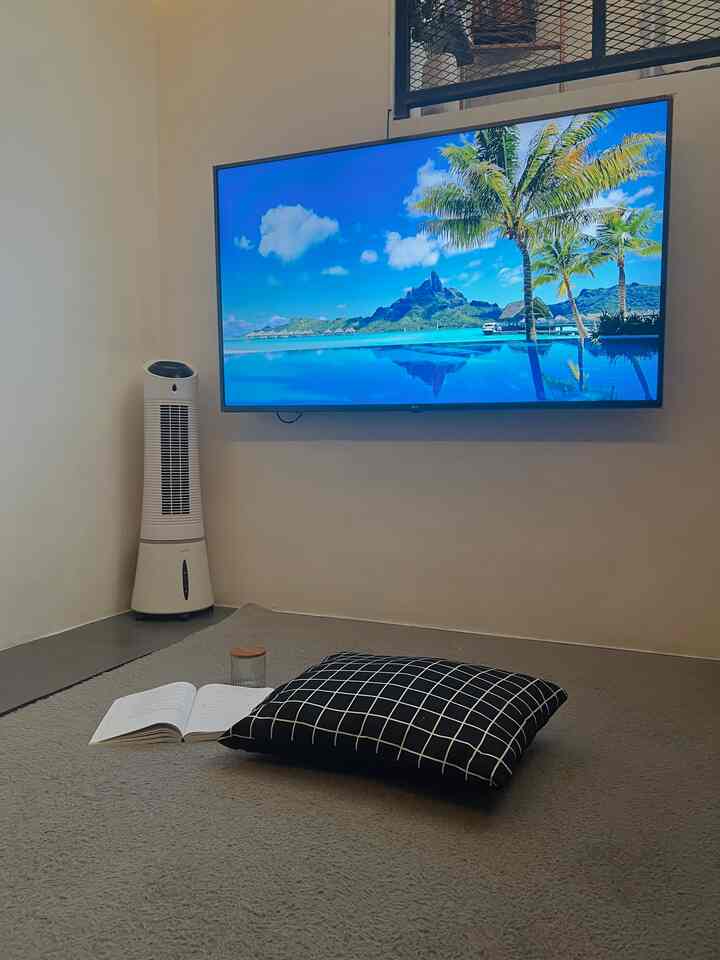 Suasana hati yang baik 📖

#bruwnhouse #livingroom #minimalis #minimalism #homedecor