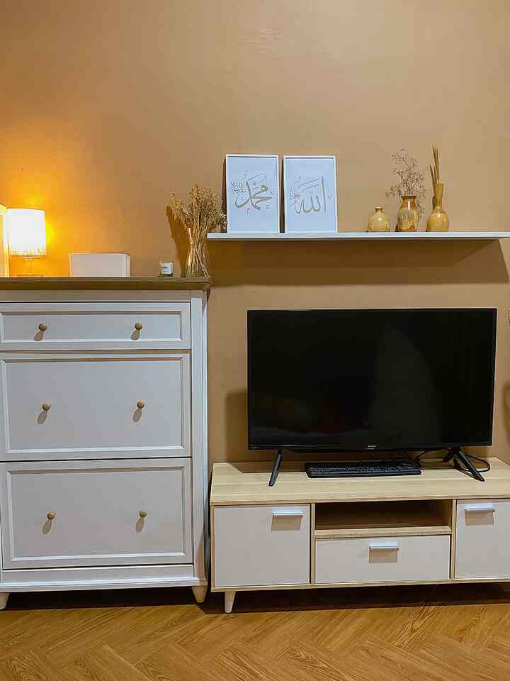 Mode malam TV kamar 🌙
#dekoruma#pirahome#idedekorisatv