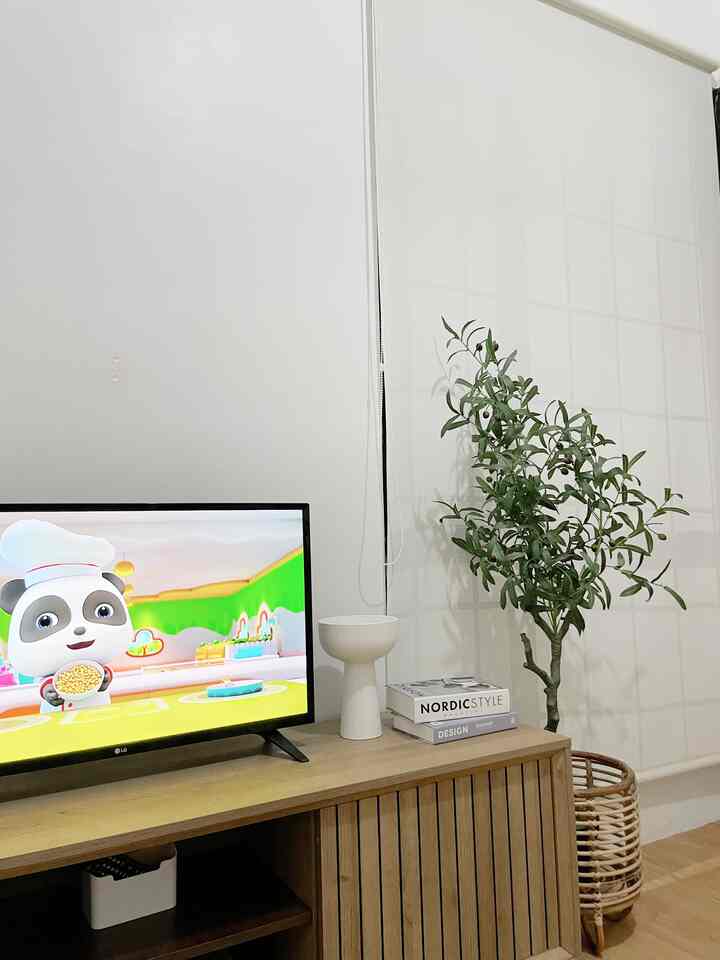 Bocil time persiapan weekend jadi bocil boleh bebas nonton tv 😆


#inspiradiruangtamu #rumahmungil #rumahcluster #inspirasirumahmungil #japandistyle #rumahdeveloper #livewithkids 