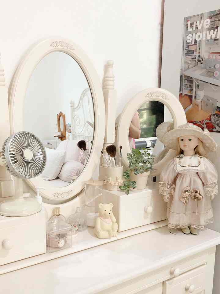 Sudut kamarku 🤍

#dekorasikamar #dekorasimejarias #idedekorasi #inspirasimejarias