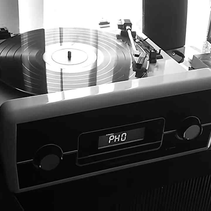 #vinyl #recordplayer #electronics #music #retrointerior Here is my collection of vinyl record players. The one that i bought most recently (this year) is the Jensen which is in the 3rd pic. I’ll buy another player next year cause i buy one yearly. I like to collect them.