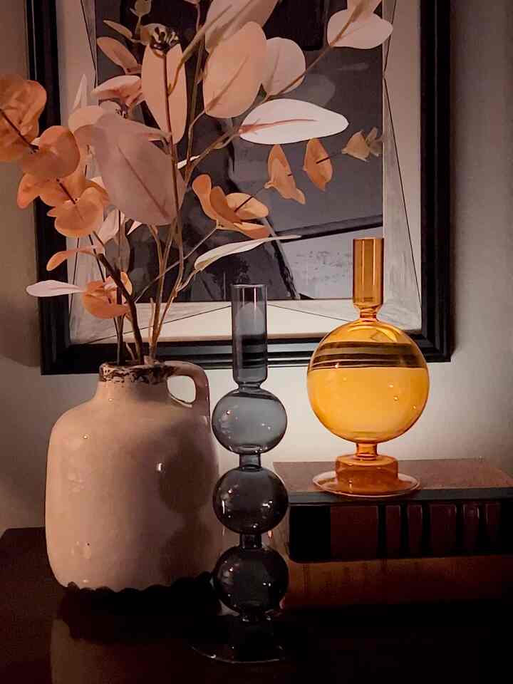 <span data-sheets-root="1" style="color: rgb(0, 0, 0); letter-spacing: normal; font-size: 10pt; font-family: Arial;">#decoration #classicinterior #apartmentinterior #corner #midcentury I’m on the search for a new apartment as my lease expires in November and there are rentals that are bigger square footage and cost less and are still quite nice. I’m excited to style a new place but I’m also a little stressed cause of the hassles of finding a suitable place and hassles of moving. Anyway, I hope you like these shots of my current abode.</span>