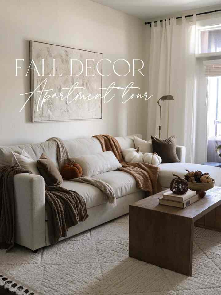 Saya suka mendekorasi untuk musim. Berikut sedikit tur tentang beberapa dekorasi musim gugur di apartemen kami.

#falldecor #livingroom #modernvintage #apartmenttour