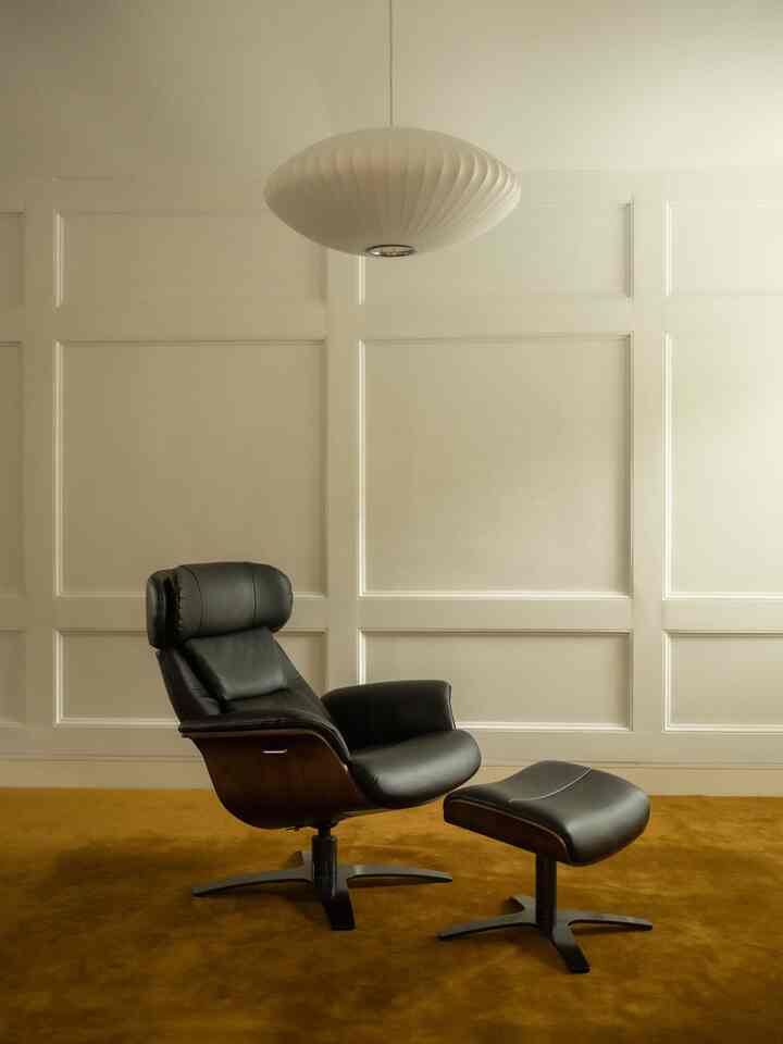 Sharing another new swivel chair we have for our home office!

#homeoffice #contemporarymodern #chairrecommendation 