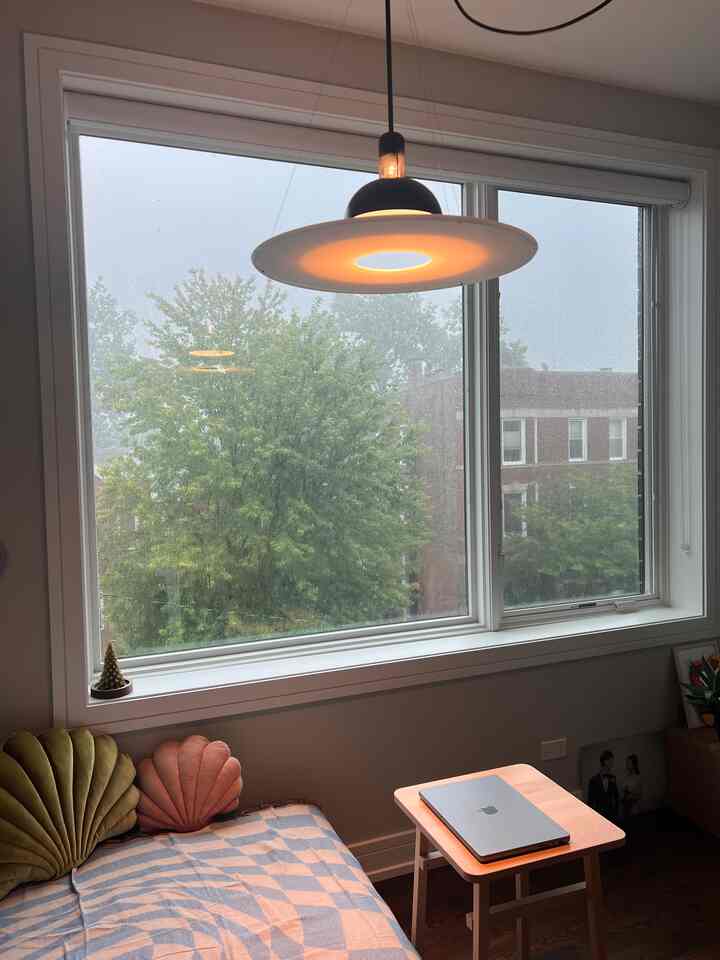 Love a rainy day

#readingspace #readinglight #cozyroom #homedecor 