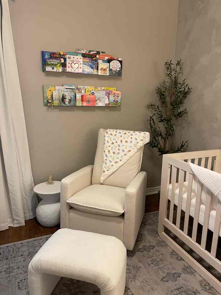 The coziest cuddle spot #nursery #nurseryinterior #nurserydecoration 