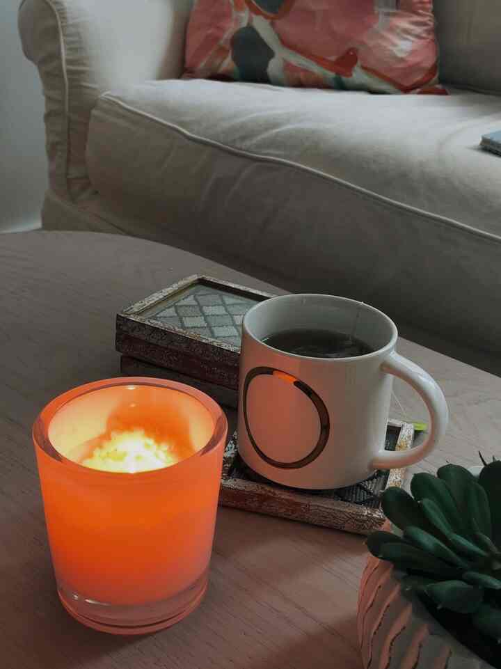 Warm glow, warm drink. Perfect day! #candlelight&nbsp; #relaxation #warmth 
