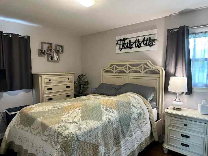 <span data-sheets-root="1" style="color: rgb(0, 0, 0); letter-spacing: normal; font-size: 10pt; font-family: Arial;">#room</span>