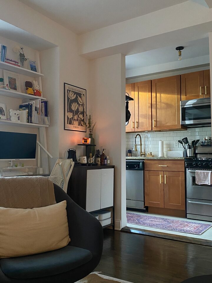 short form carousel card thumbnail