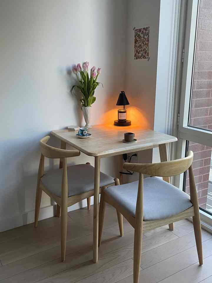 Little cozy dining nook in my tiny apartment #smallspaces #diningroom #diningtable #diningchair 