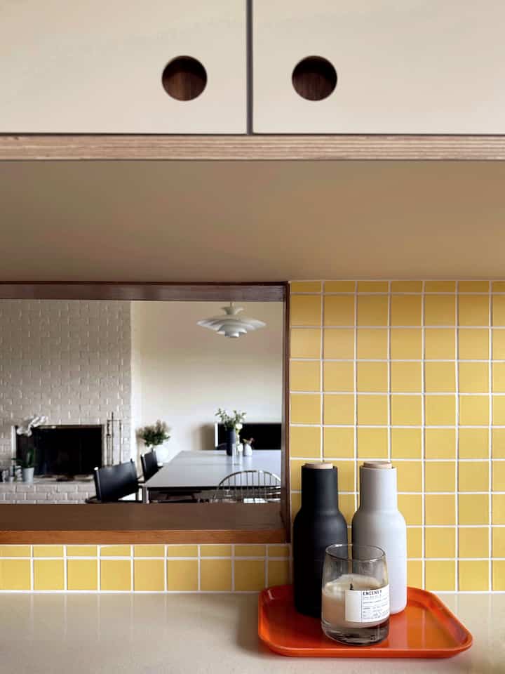 Loving these yellow tile from Heath Ceramics 💛

#midcenturymodern #kitchen #lelabo