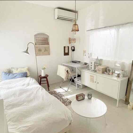 #white interior with #popsofcolor