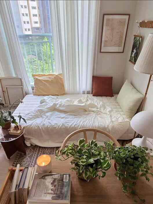 🕯️ simple, clean, n cozy (btw this is my fav candle) #bedroominspo #clean #simple #minimal