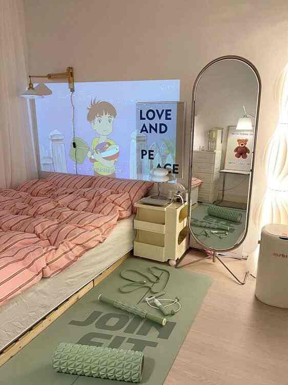 🧸 my favorite place to unwind! added a lot of little details to make this space perfect for me #bedroom #inspo #cleangirl #aestheticbedroom #floormirror