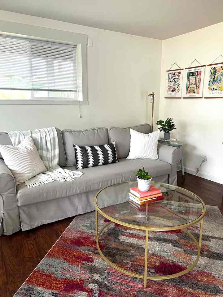 Take a look at my fun and contemporary #airbnb living room #color #sleepersofa #glam 