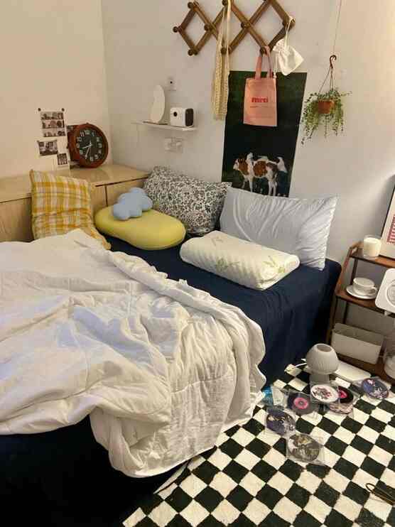 love combining different patterns EVERYWHERE #patterns #inspo