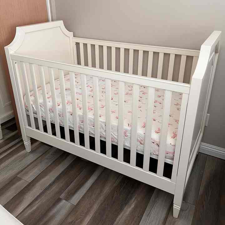 #crib #babyroominterior #potterybarnkids