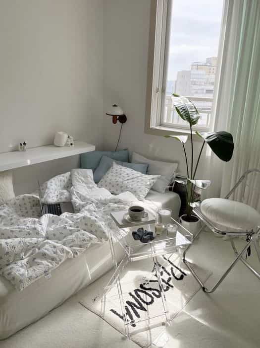 took me so long to find a table that doesn't make my room feel too cluttered #bedroominspo #minimal #simple #whiteinspo