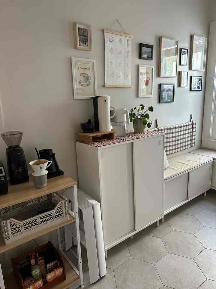 i love my apartment’s kitchen. i fell in love with the hexagonal floor tiles and windows. i wanted to do my best to not cover the floor, so what’s in my kitchen are essentials. 
#kitcheninterior #kitchen #neutral #myhouse #apartmentkitchen 
