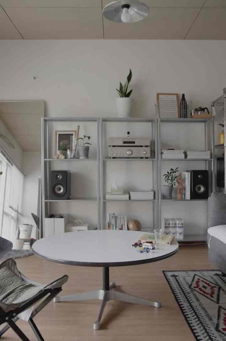 HYLLIS買いました。ディスプレイ楽しんでます🤸🏻‍♀️
#イケア #イケア収納 #賃貸リビング #ヒュッリス 