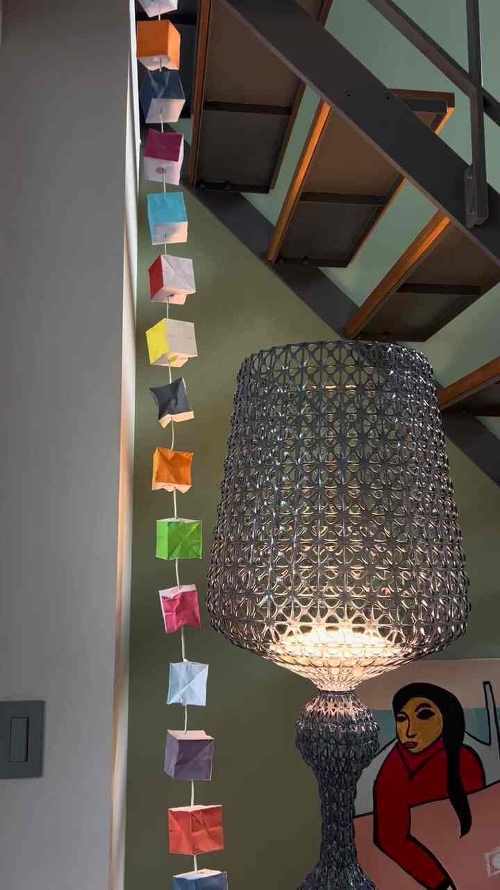 風に揺れていい感じ。

#カルテル #フランス雑貨 #アートのある部屋