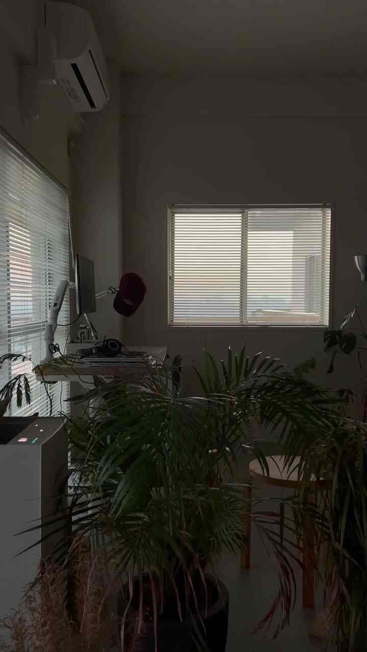 Mornings are the best 😀

#renovation #interiordesign #interiorstylists #interiordecor 
#vintagefurniture #海外インテリア #リノベーションマンション #ヴィンテージインテリア #ヴィンテージ家具 #ミッドセンチュリー家具 #モダンインテリア #モダンリビング #モダン住宅 #整理収納 #見せる収納 #暮らしの記録 #シンプ living #日々の暮らしを楽しむ #くらしを楽しむ #部屋作り #部屋紹介