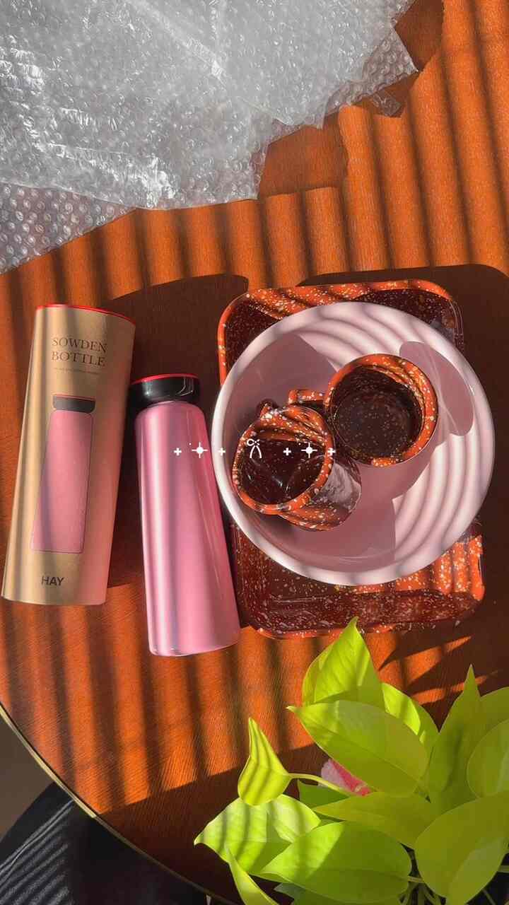 ありがとうブラックフライデー🫶HAYで欲しかったものたちがSALEになっててお得感が凄い🥹


#建売住宅 #建売 #カラフルインテリア #キッチングッズ #ブラックフライデー #ホーロー #HAY