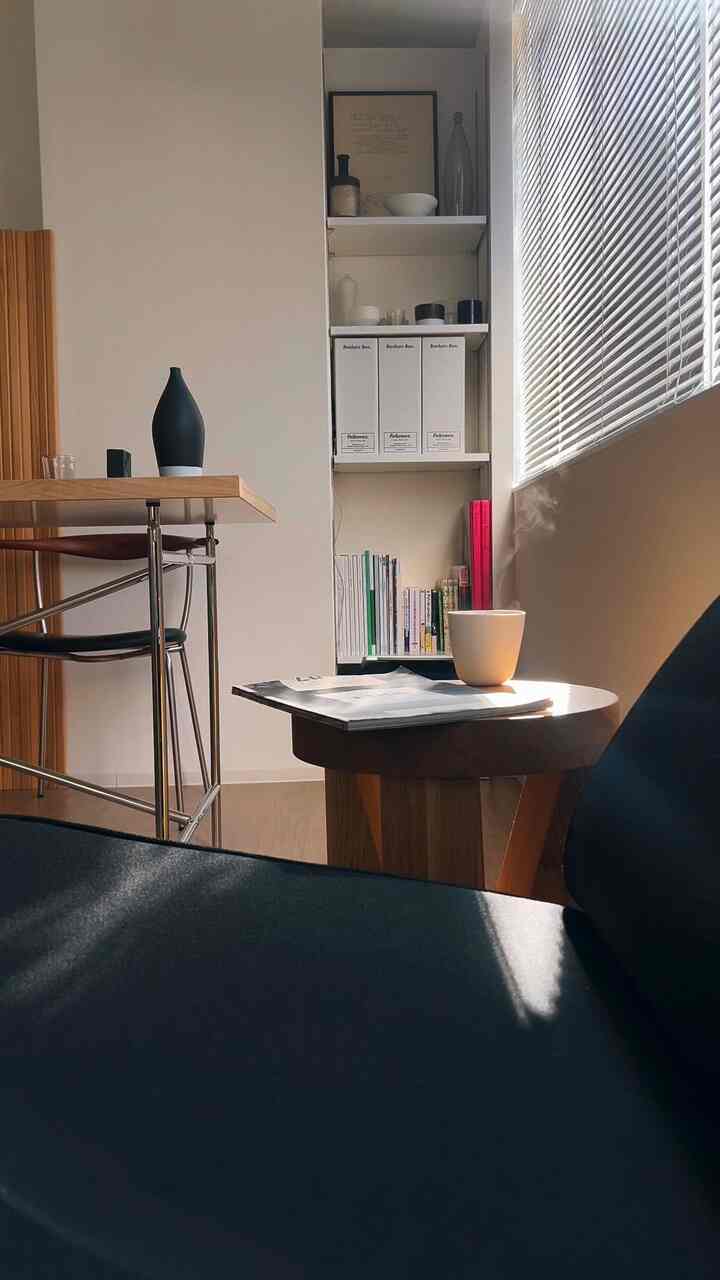 白湯というよりもはや熱湯
　　　　　
#interior #インテリア #인테리어  #暮らしの記録　#リビング #リビング本棚 #リビング小物 #リビング雑貨 #リビングインテリア #リビングダイニング #ダイニング #ダイニングインテリア #ダイニングチェア #ダイニングテーブル #ソファ #ソファおすすめ #食器 #食器おすすめ 