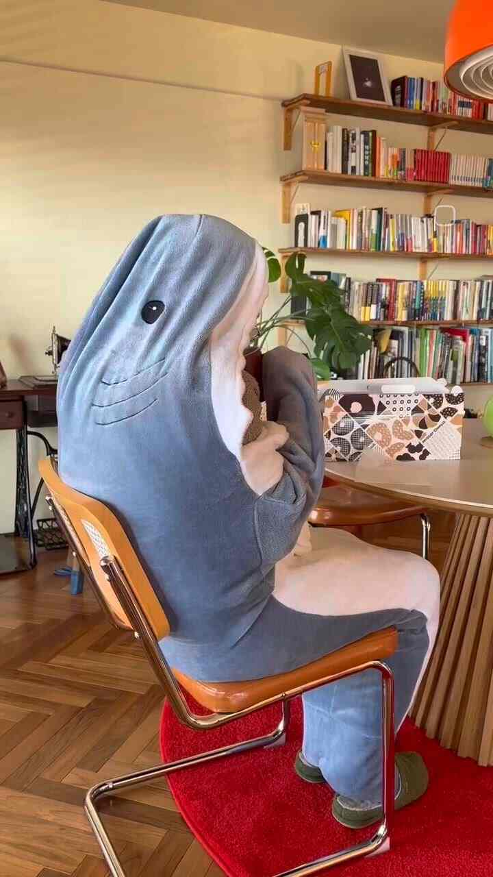 サメちゃんとミスタードーナツ


#リビング
#livingroom
#🦈
#サメ
#中古マンション
#マンション
#マンションリノベーション
#テーブル
#ミッドセンチュリー