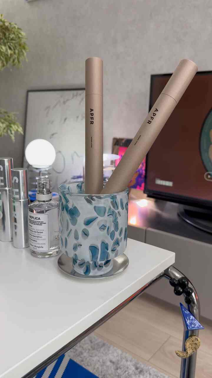 #リビング
#Living Room Interior
#Interior
#Interior Lighting
#Interior Accessories
#Interior Book
#Living with Plants
#Plant
#Sofa
#Midcentury
#Midcentury Modern
#Cozy
#Home
#Apartment
#Used Apartment