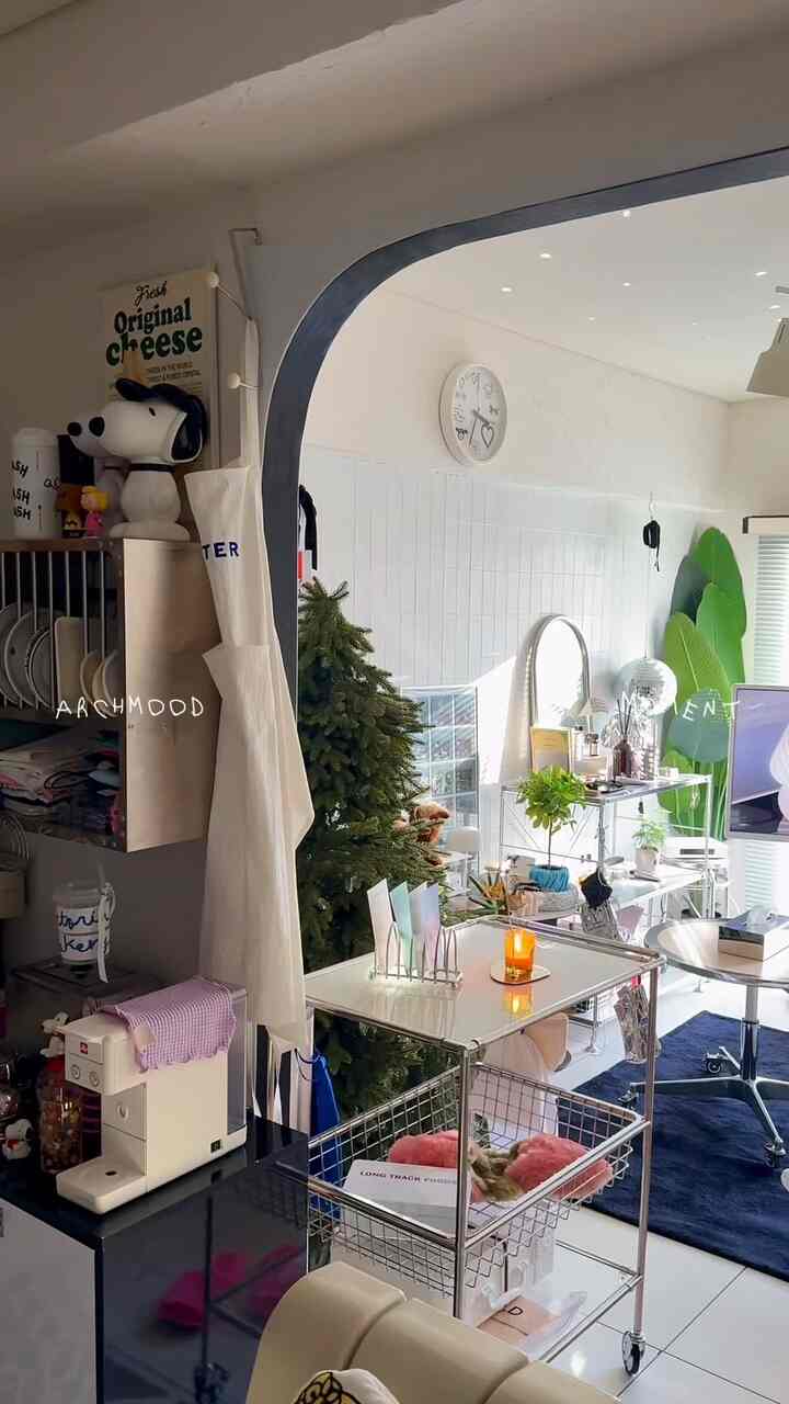 やっと完成したアーチ壁DIY ❤︎⑅⁺˖

カラーは悩んだけどwhite×black🤍🖤
本当はtree出す前に完成したかったけど
失敗を繰り返して想像以上に時間が
かかってしまった🤦🏼

#アーチ壁 #diy #リビングインテリア #ダイニングインテリア #リビング #ダイニング #홈스타일링 #셀프인테리어 