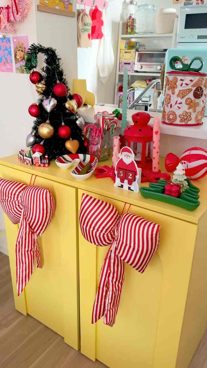 今年もこの時期がきました🎄
今年はハロウィンは全然デコレーションしなかったので、大好きなクリスマスは全力で😍☃️🦌

#クリスマス #クリスマス飾り #クリスマス2025 #カラフルなインテリア #一人暮らし