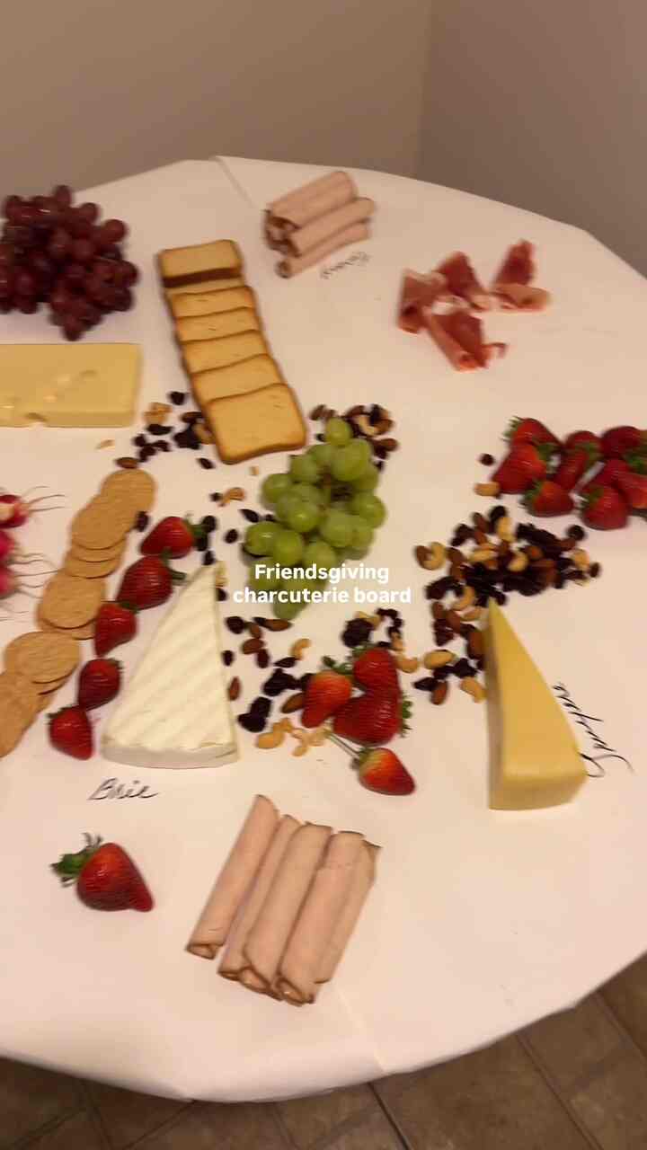 Turned my dining table into a giant charcuterie board to host friendsgiving ✨🧀🍡 #moderneclectic #eclecticdecor #colorfuldecor #ohousegather #ohouseglow #charcuterieboard #cheeseboard #hosting #friendsgiving