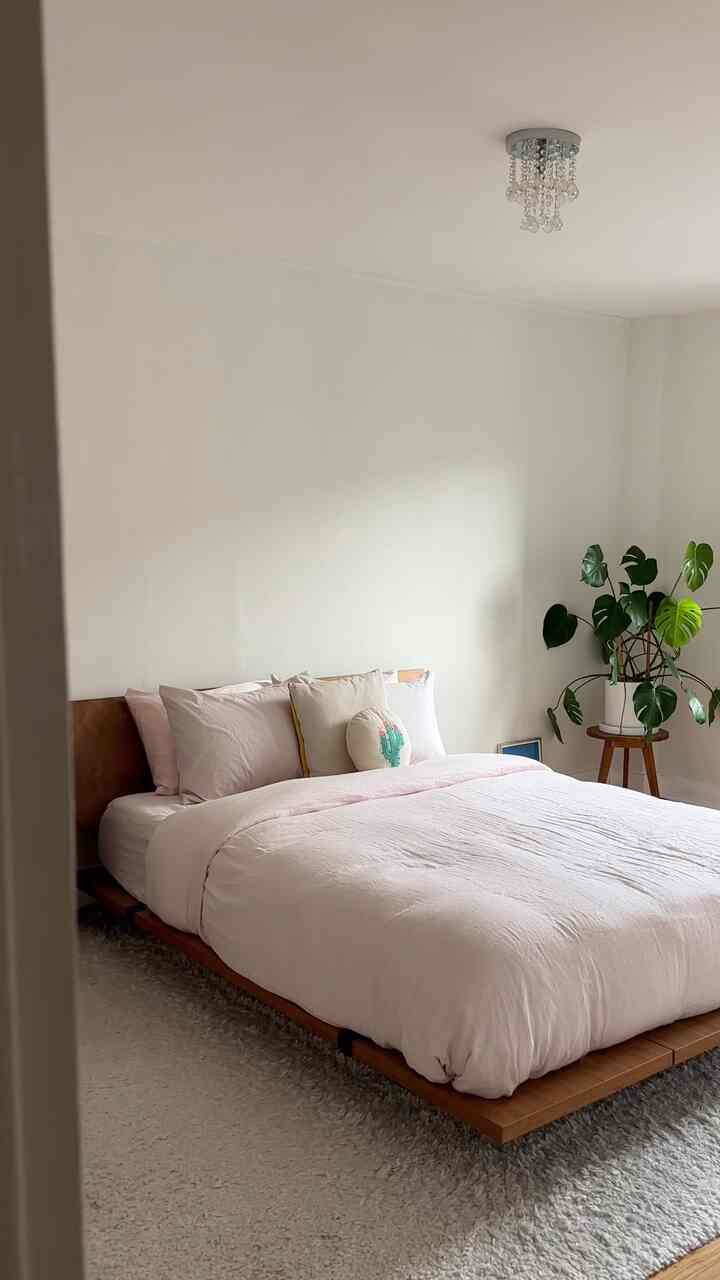 My #minimalist bedroom is my sanctuary 😌✨ 
#moderneclectic #eclecticdecor #colorfuldecor #bedroom #cozyvibes