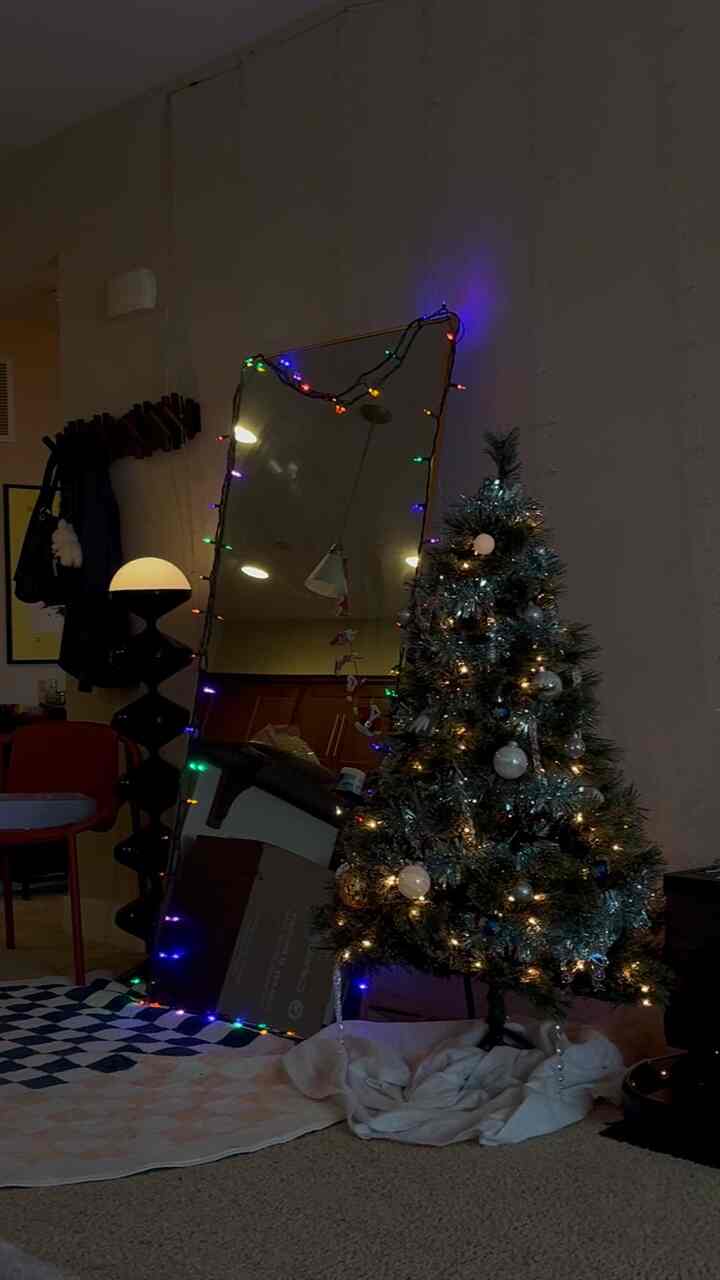 ホリデーの魔法、でも居心地よく🎁
#holidaydecor #christmasdecor #xmasdecor #OhouseTree #OhouseGather #OhouseGlow #CozyHome